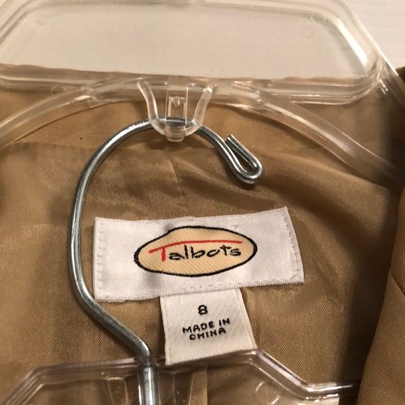 Suit - Picture 3 of 6